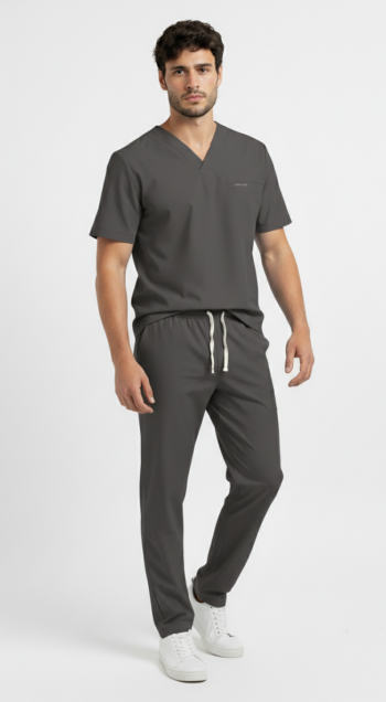 Uniforme antifluido gris oscuro