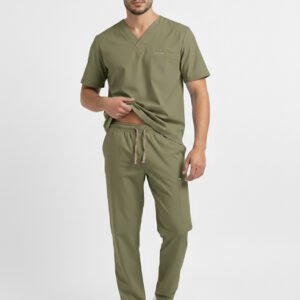 Uniforme antifluido verde oliva hombre