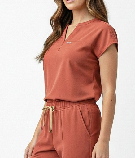 MUMSIGNATURE (12) Uniforme Antifluido Mujer